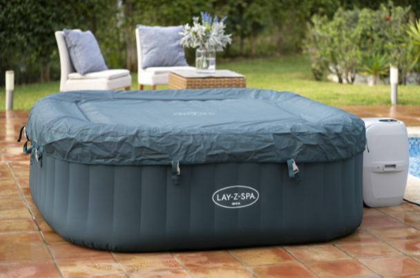 LAY-Z-SPA IBIZA AIRJET